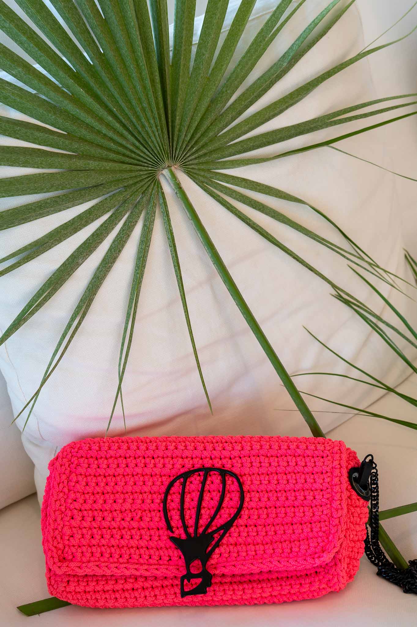 Paris Posh Minaudière Shock